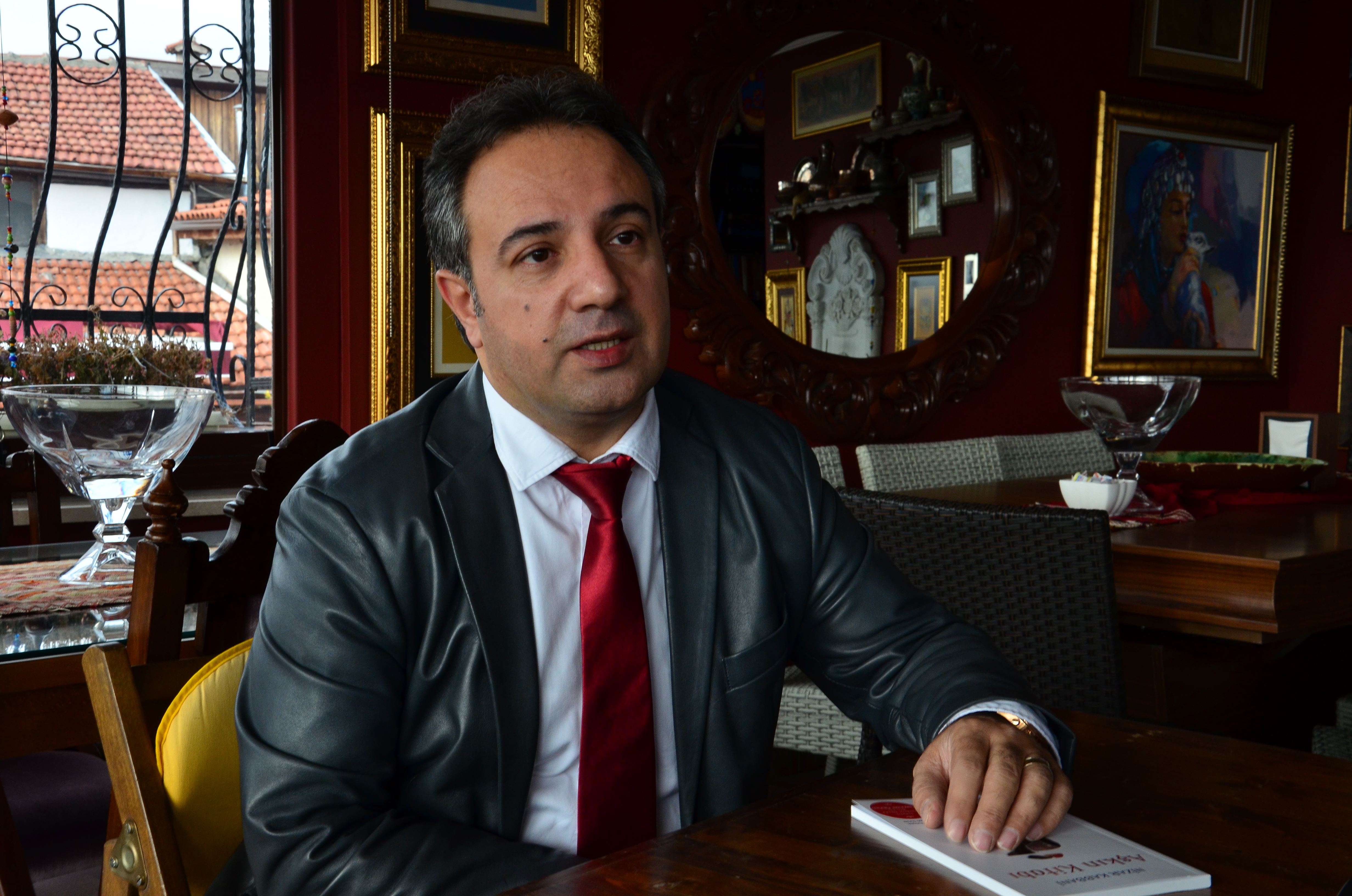 محمد حقّي سوتشين: المعلّقات السبع بالتركية